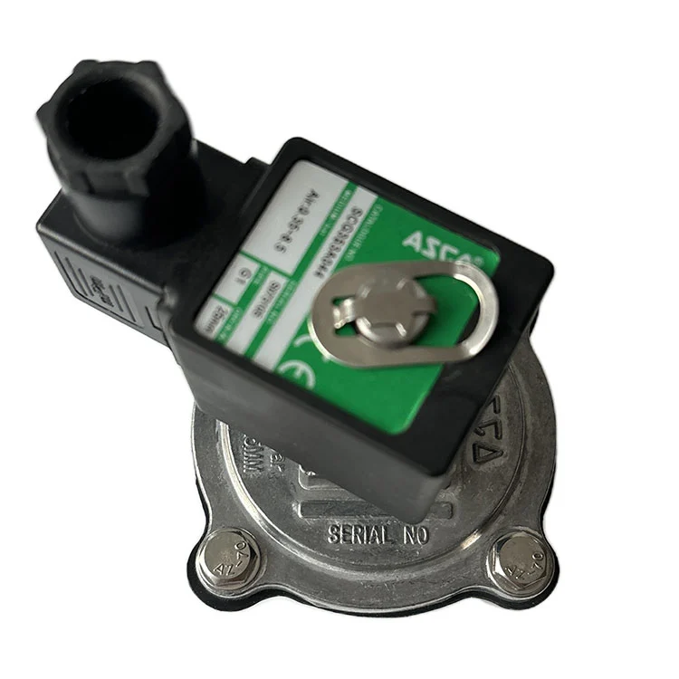 Vanne à angle droit SCG353A043